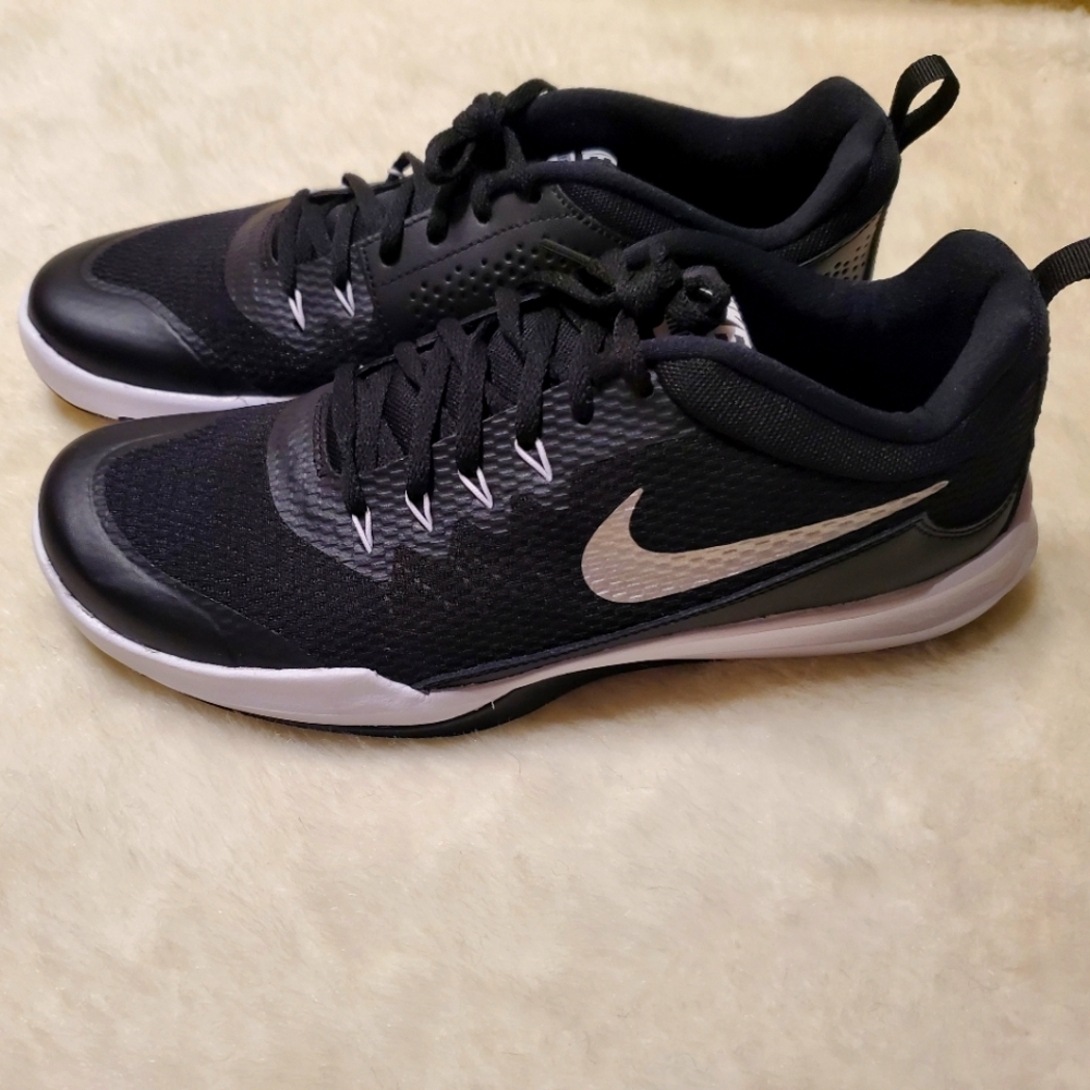 Mens Nike training sneakers